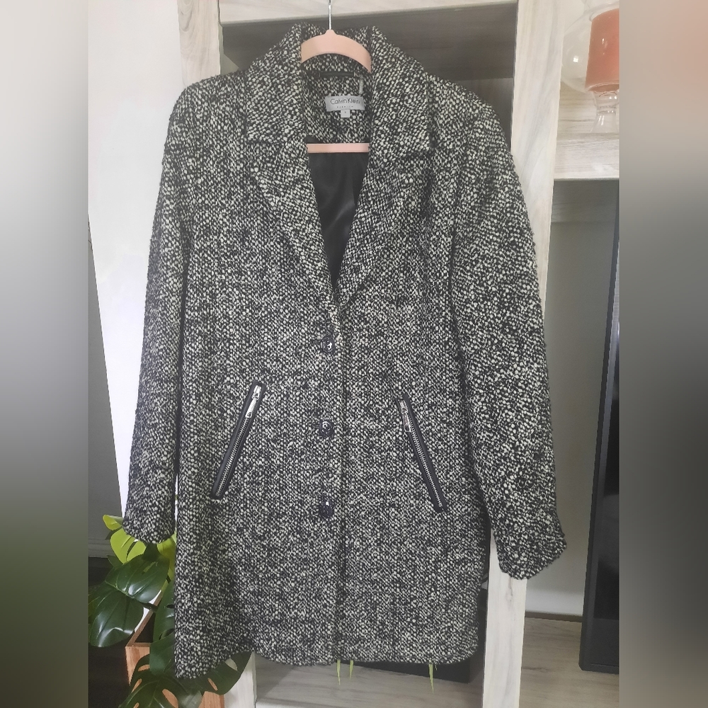 Calvin Klein premium Winter Coat Size small excellent condition